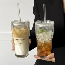 1 600ML striped cup with lid, milk iced coffee cup, beverage cup